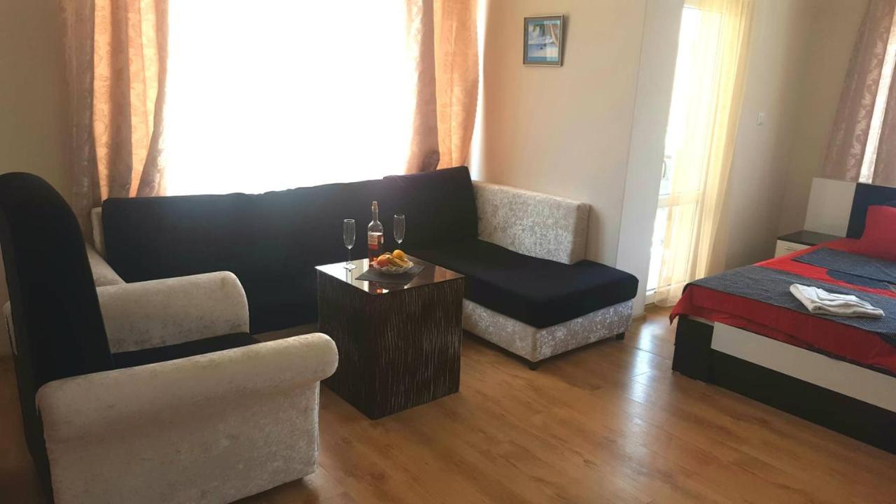 Family Hotel Solar Central 써니비치 외부 사진