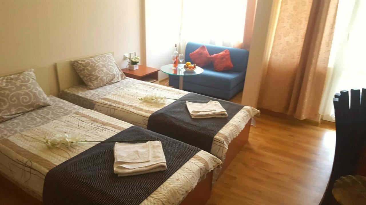 Family Hotel Solar Central 써니비치 외부 사진