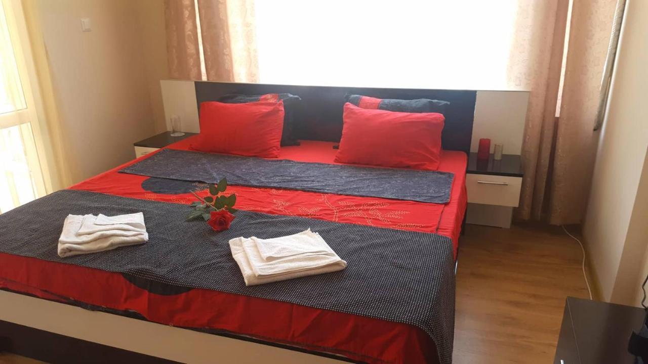 Family Hotel Solar Central 써니비치 외부 사진